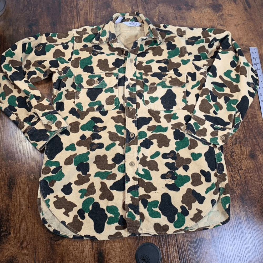 Vintage Woolrich Camo Hunting Chamois Shirt Medium Made In USA Shooting (READ)